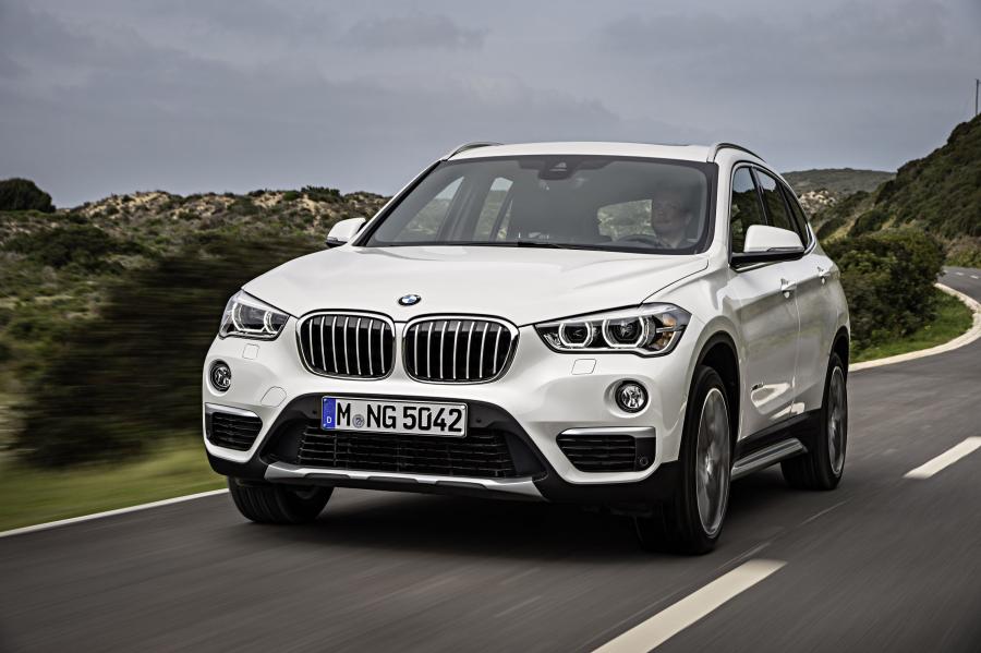  BMW X1 xDrive20d xLine (F48) 2015 года  (WW) (фото 12 из 59)